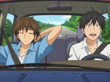 Imagem de uma cena engraçada dentro de um carro, com dois amigos. O motorista, com expressão descontraída, ignora a sugestão do GPS de virar à direita, enquanto o passageiro parece surpreso. O fundo mostra uma estrada simples.